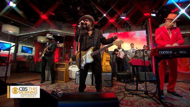 0924-saturdaysessions-mavericks-ithinkofyou-1403791-640x360.jpg 