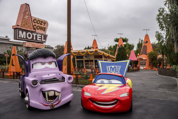 Disney HalloweenTime Cars Land3 