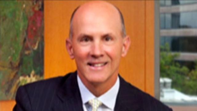 cbsn-fusion-equifax-ceo-richard-smith-retires-after-massive-hack-thumbnail-1405077-640x360.jpg 