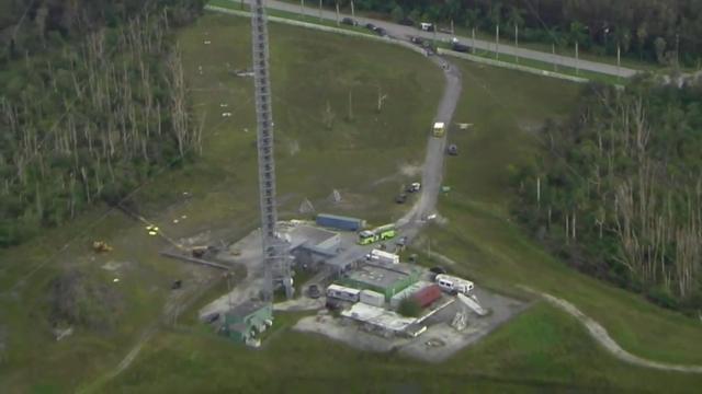 0928-cbsn-cranecollapse-1406833-640x360.jpg 