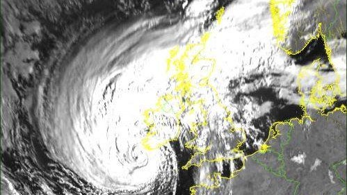 ophelia-hurricane-uk-ireland-met.jpg 