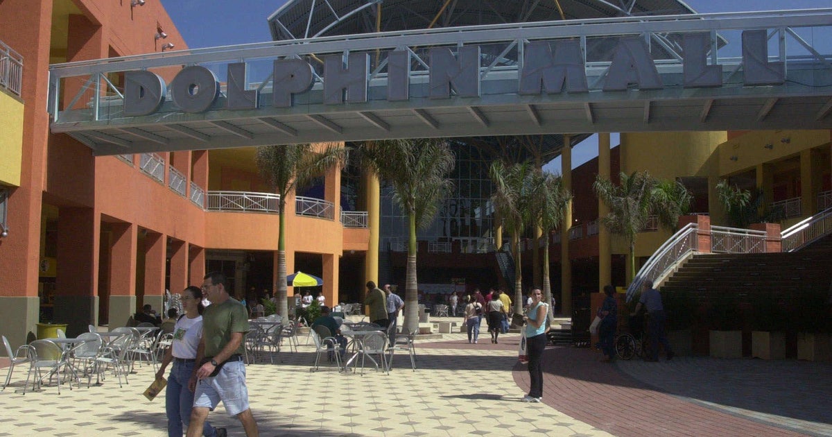 Dolphin Mall measures up stability in advance of getaway procuring period Dolphin Mall measures up stability in advance of getaway procuring period