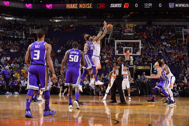Sacramento Kings v Phoenix Suns 