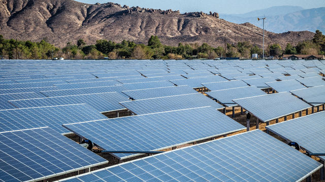Photovoltaic Solar Array In Rosamond, California 