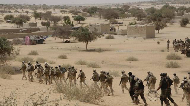 1027-en-niger-pattapretape-1429143-640x360.jpg 