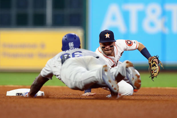 World Series - Los Angeles Dodgers v Houston Astros - Game Three 