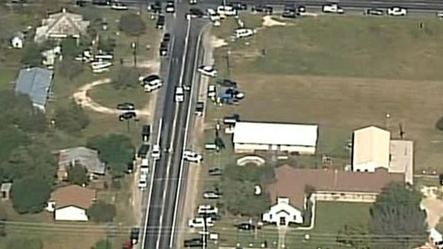 1105-cbsn-texaschurchshooting-paulviollispatmilton-1435092-640x360.jpg