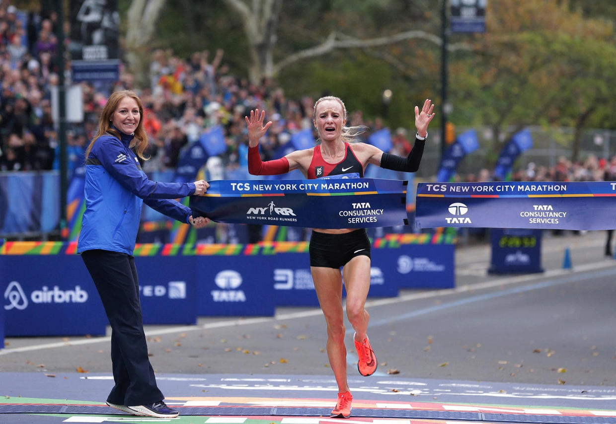 Nyc Marathon 2017 Winner Shalane Flanagan Wins Womens Race Cbs News