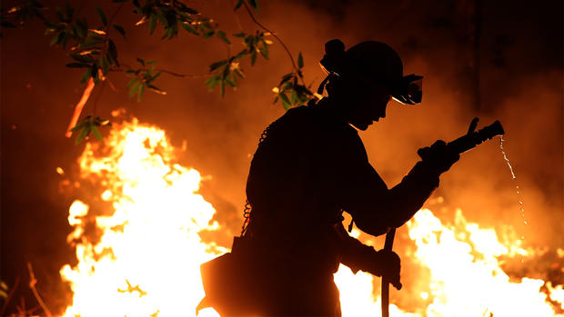 Firefighter battling the Tubbs Fire 
