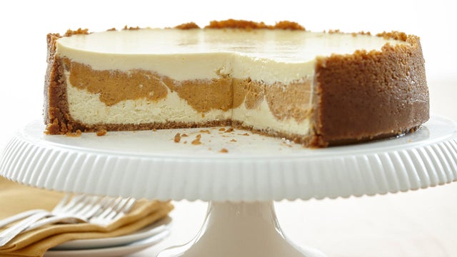 pumpkin-pie-layered-cheesecake-promo.jpg 