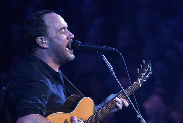 DirecTV And Pepsi Super Thursday Night Featuring Dave Matthews Band - Performance 