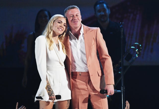 2017 American Music Awards - Show