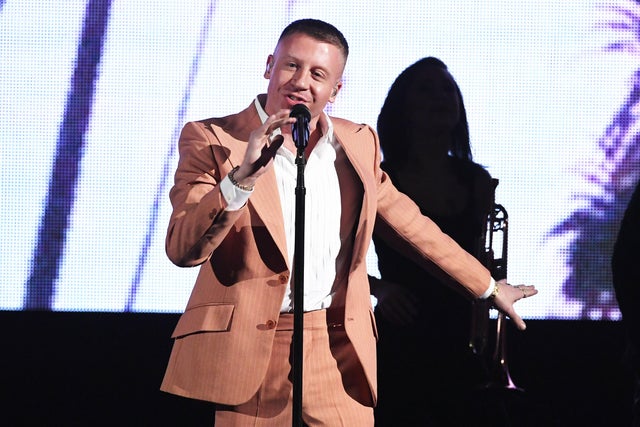 2017 American Music Awards - Show