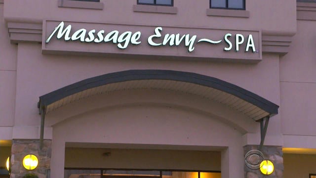 1127-en-oliver-massageenvy-1450797-640x360.jpg 