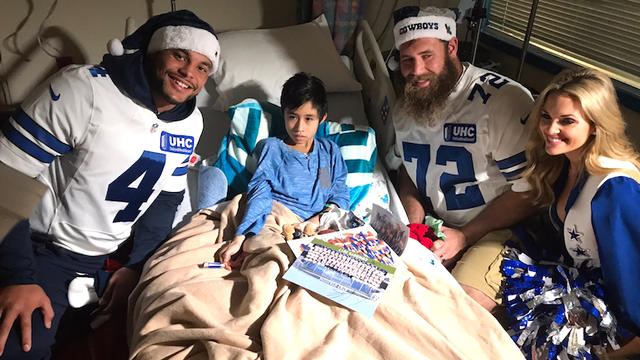 cowboys-hospital-visit-1.jpg 