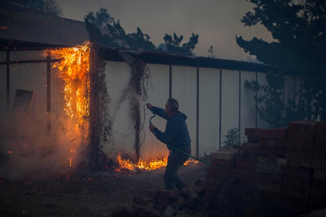 Southern California Wildfires Forces Thousands to Evacuate