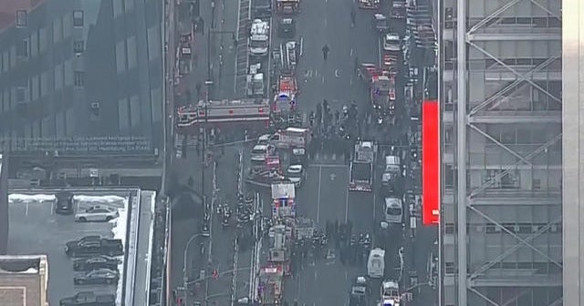 Suspect in custody after attempted terror attack in New York City - CBS ...