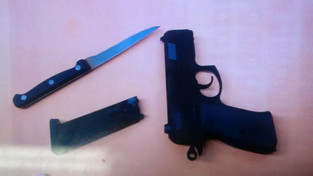 BB Gun, Knife Brought To Brooklyn School 
