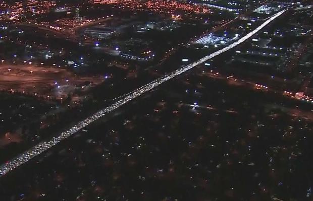 Car accident backs up 405 Freeway, Dec. 17, 2017. 