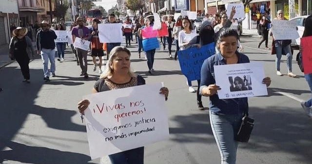 Protesta en el estado de México por un feminicidio más - CBS News