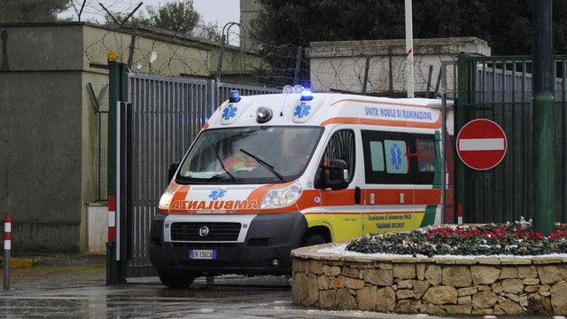 ITALY-GRECE-FERRY-RESCUE 