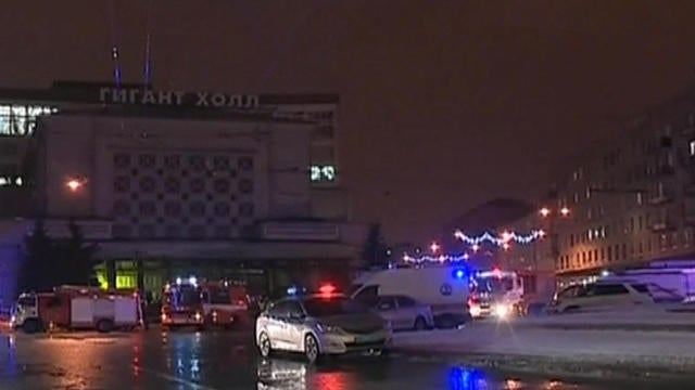 1227-cbsn-stpetersburgexplosion-1470288-640x360.jpg 