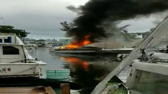 miami-boat-fire.jpg 