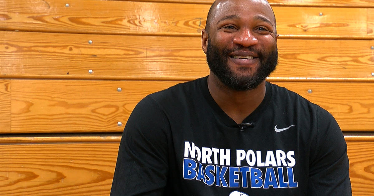 Minneapolis North, led by point guard Khalid El-Amin, dominated boys'  basketball in mid-1990s