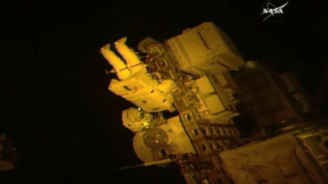 nasa-spacewalk.jpg 