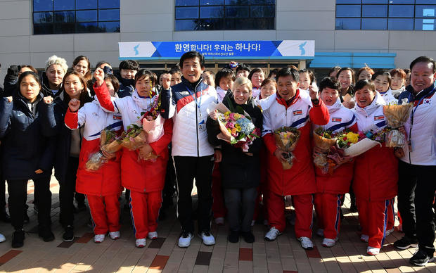 North Korean Olympic Advance Team and Women's Ice Hockey Players Arrive in South Korea 