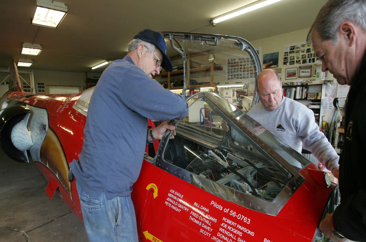 New land-speed record eyed by U.S. team in Nevada desert - CBS News