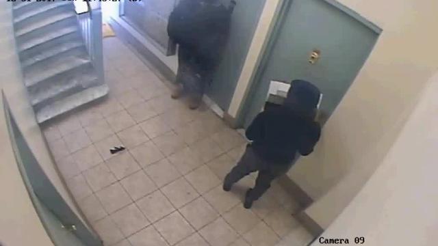 police-search-for-bronx-home-invasion-suspects.jpg 