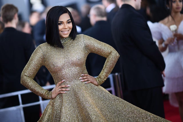 US-ENTERTAINMENT-MUSIC-GRAMMY-ARRIVALS-award 