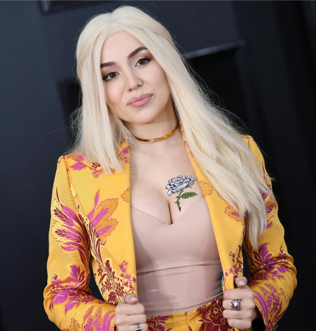 US-ENTERTAINMENT-MUSIC-GRAMMY-ARRIVALS-award 