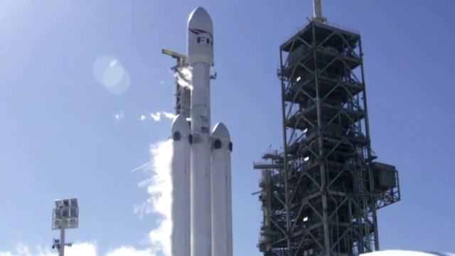 cbsn-fusion-spacex-falcon-heavy-launch-preview-kennedy-space-center-thumbnail-1495680-640x360.jpg 