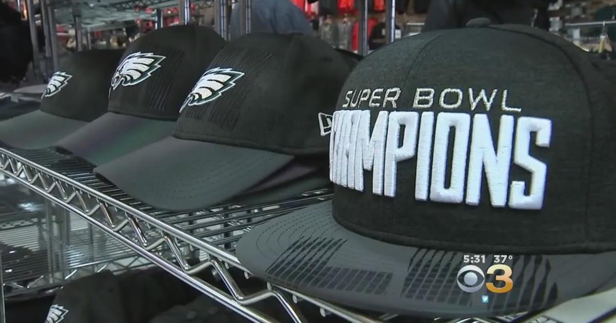 Phillies merchandise flying off shelves in store, online - CBS Philadelphia