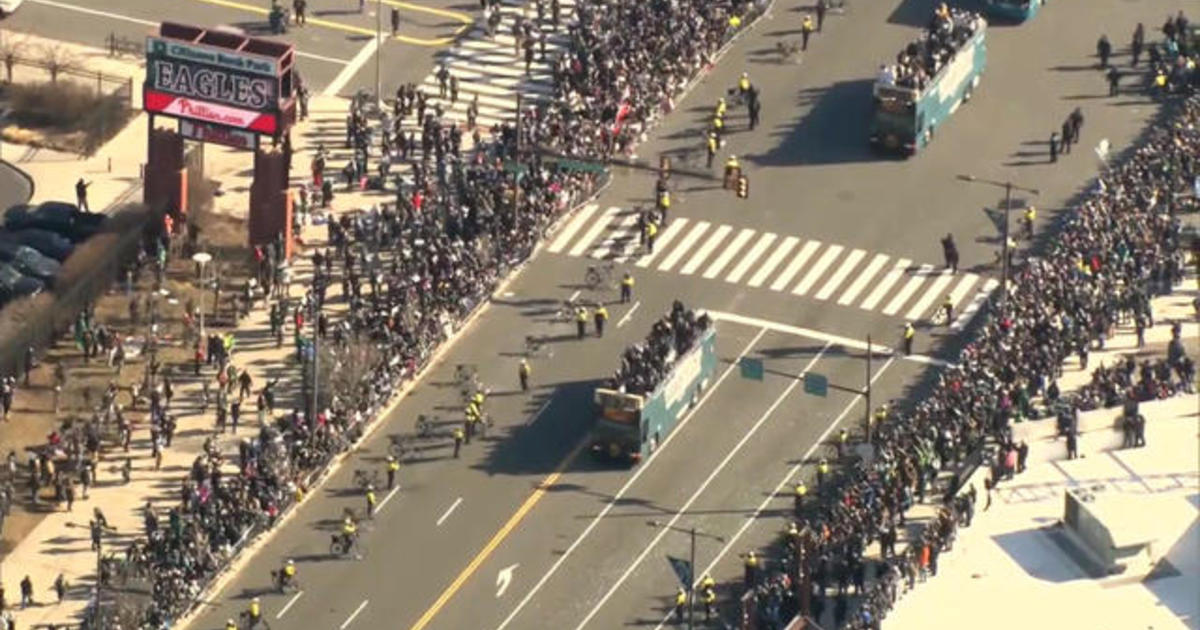 Philadelphia Celebrates Eagles Super Bowl Win With Emotional Rally, Parade  - CBS New York