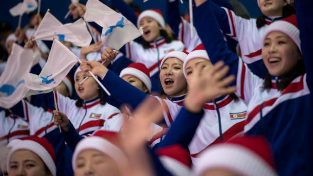 north-korean-cheerleaders-ed-jones-afp-getty-images.jpg 