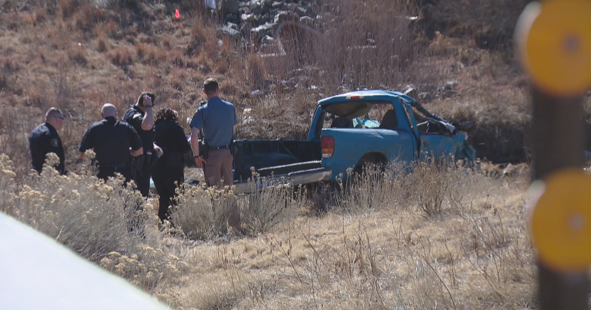 Driver Killed After Driving Off Side Of I 25 And Into Gully Cbs Colorado