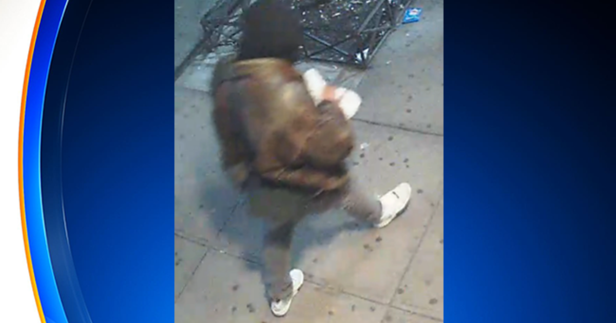 Nypd Suspect Sought In Sex Assault On Lower East Side Cbs New York