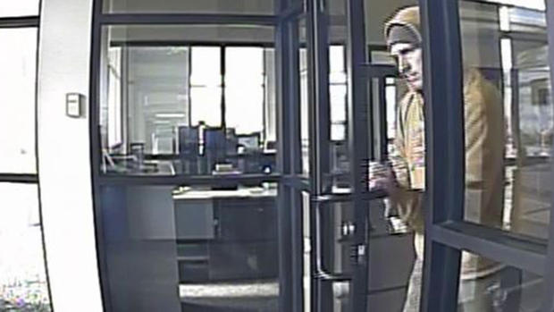 new-castle-bank-robbery-2 