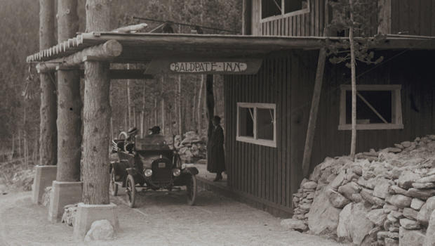 baldpate-inn-estes-park-opened-in-1917-620.jpg 