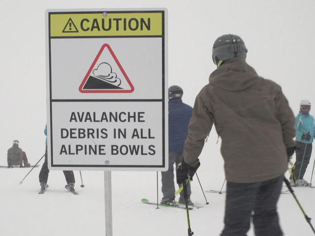 avalanche-control-warning-sign.jpg 
