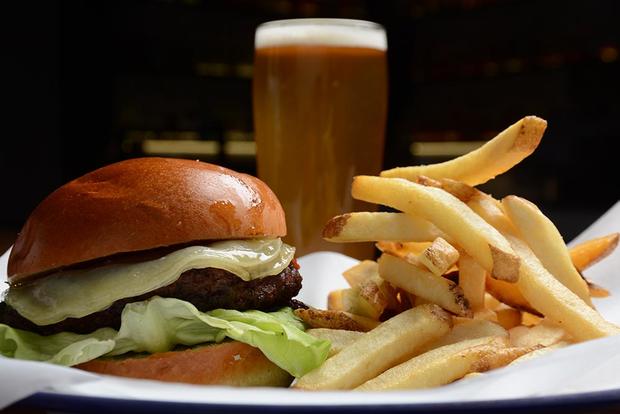 Twohey's Tavern - Burger and Beer Combo 