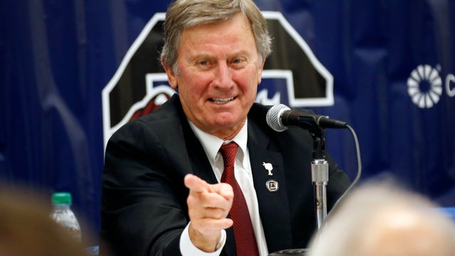South Carolina Spurrier Retires Football 