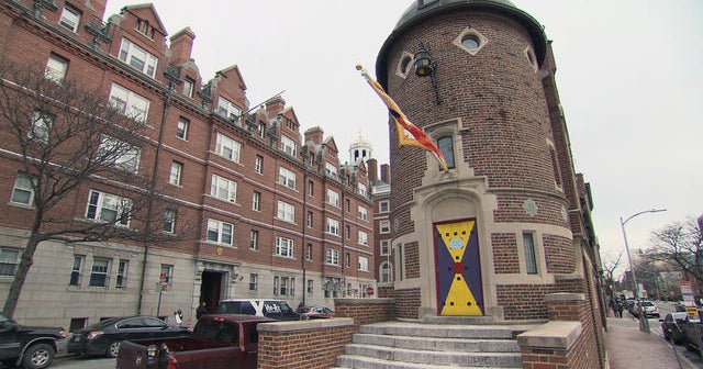 The Harvard Lampoon castle - CBS News