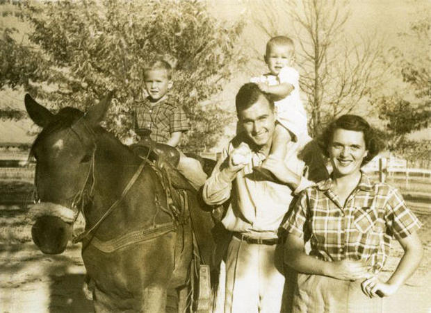 george-and-barbara-bush-with-george-and-robin-at-the-rodeo-grounds-in-midland-tx-october-1950-gbplm.jpg 