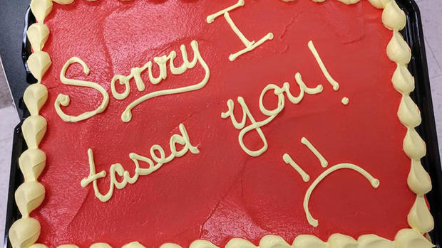 taser-apology-cake-2 