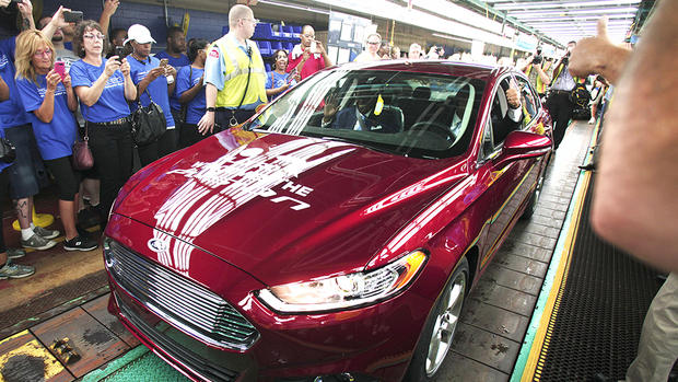 Ford Displays Its Fusion Coming Off The Assembly Line 