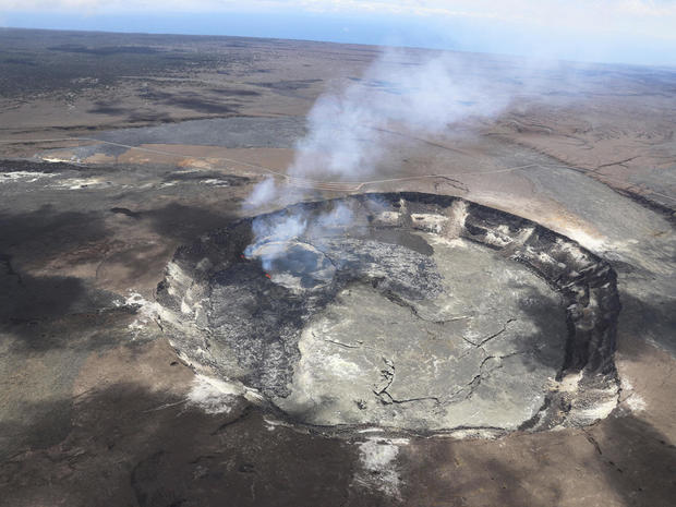 CORRECTION Hawaii Volcano 